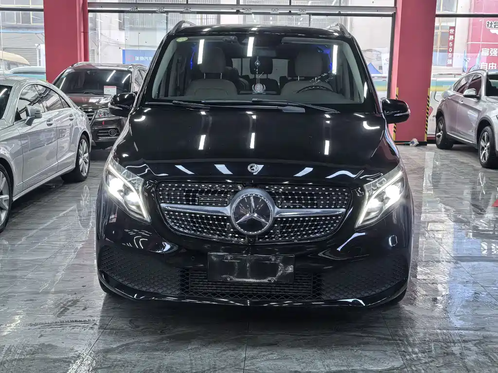 Mercedes-Benz V-Class 2021 — фото 2