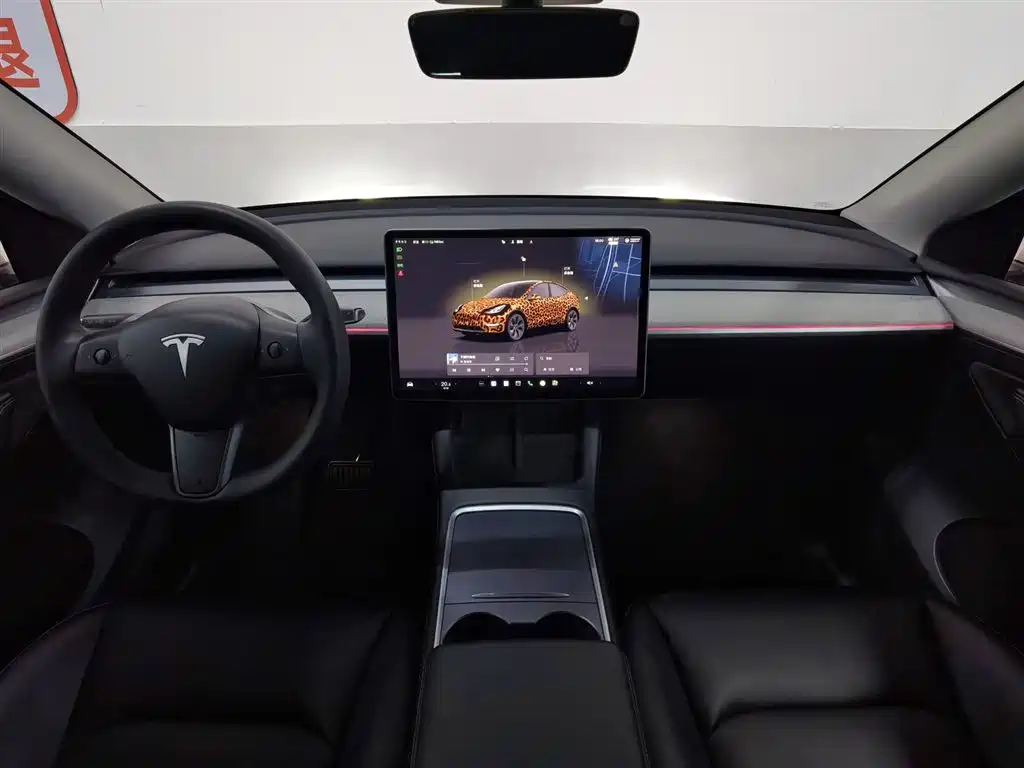 Tesla Model Y 2023 — фото 5