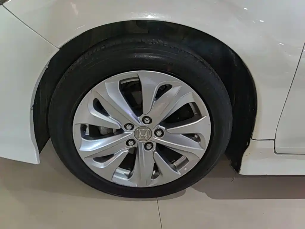 Honda Jade 2018 — фото 23