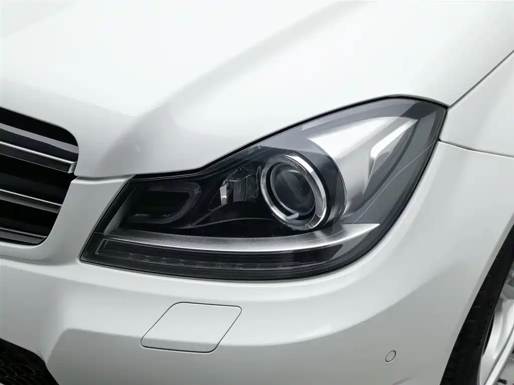 Mercedes-Benz C-Class 2014 — фото 7