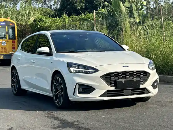 Ford Focus 2022