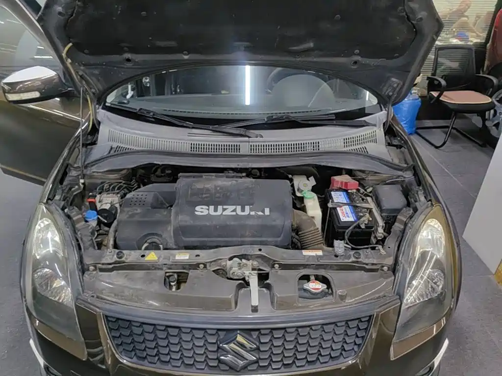 Suzuki Swift 2015 — фото 20
