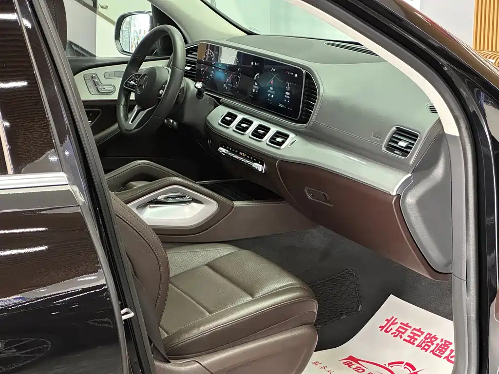 Mercedes-Benz GLE 2020 — фото 13