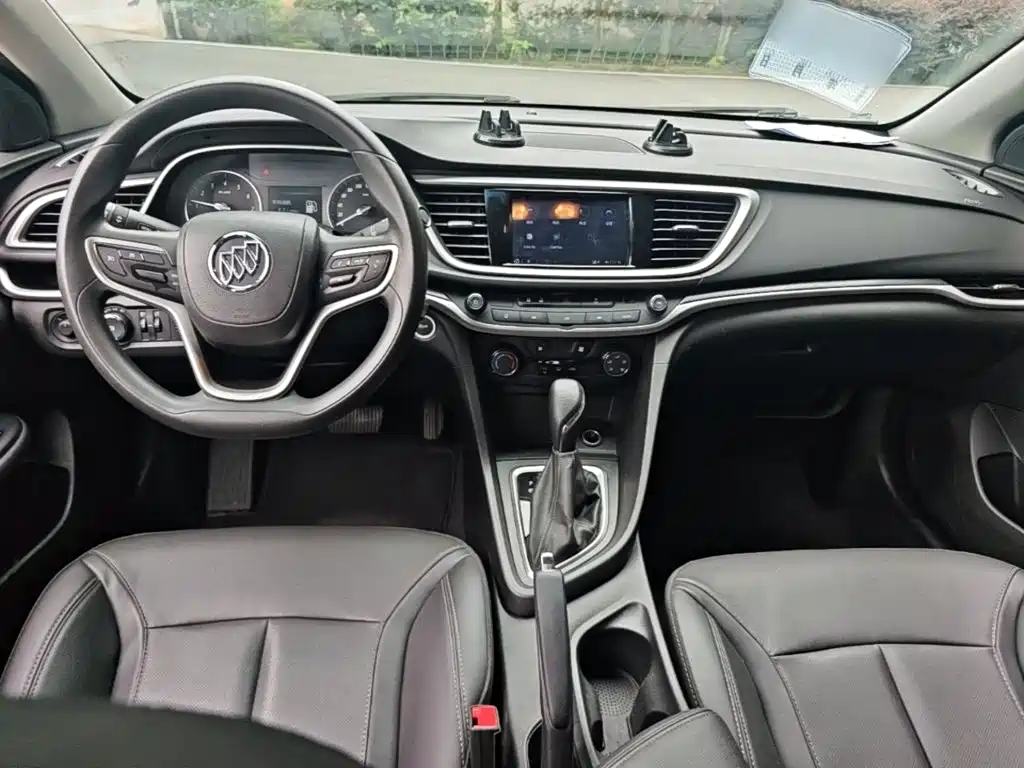Buick Excelle 2023 — фото 10