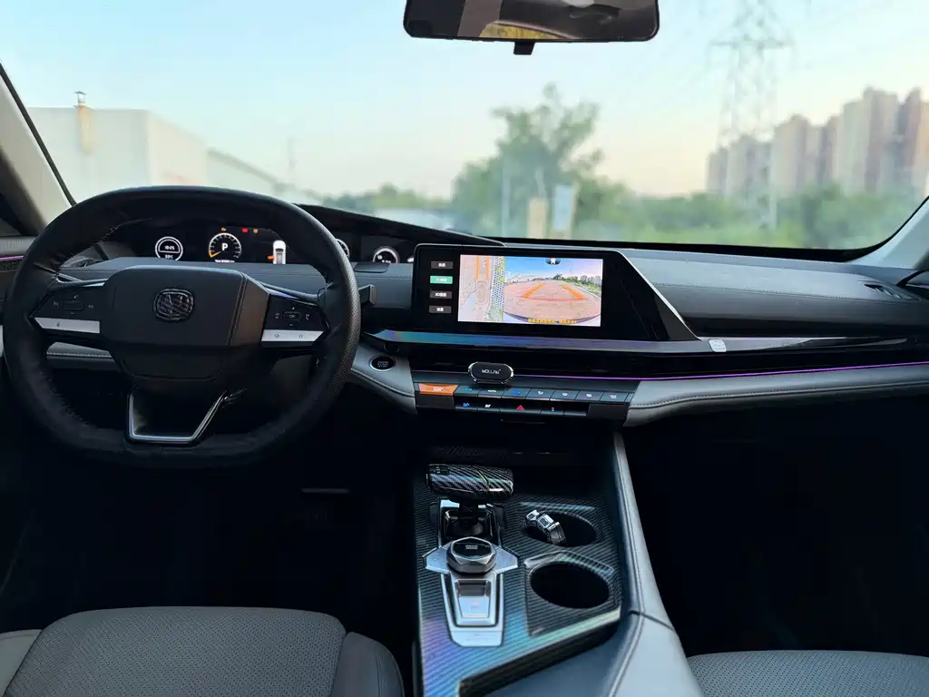 Changan UNI-V Smart Electric Idd 2023 — фото 12