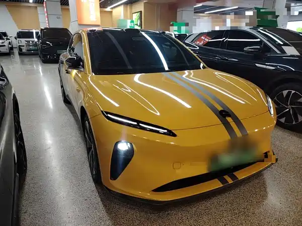 NIO ET5T 2024