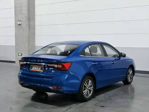 Roewe i5 2019