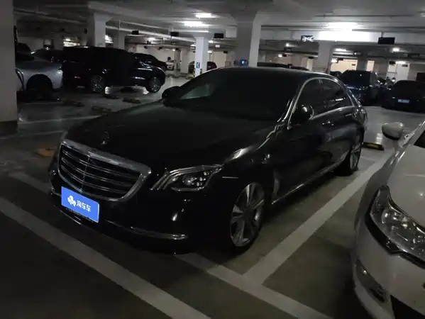 Mercedes-Benz S-Class 2020