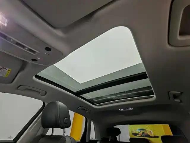 Audi Q3 2020 — фото 18