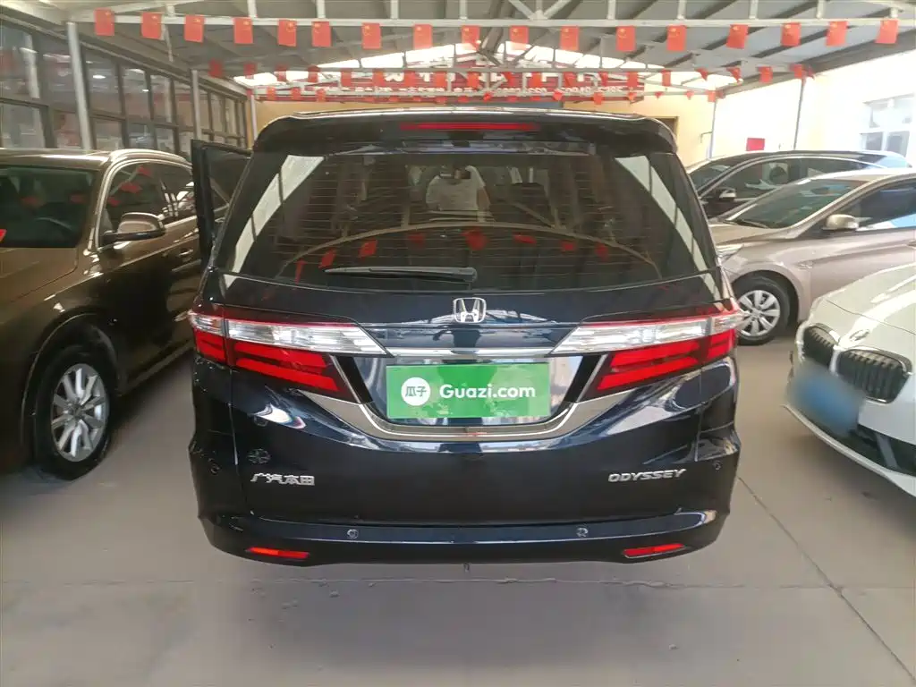 Honda Odyssey 2019 — фото 6