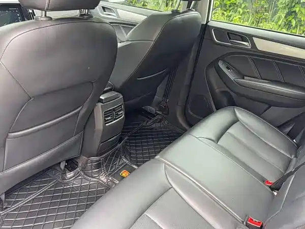 Roewe RX5 2018