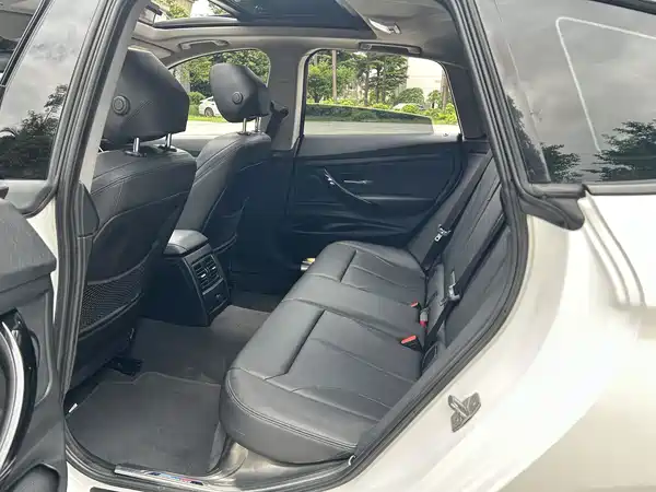 BMW 3 Series GT 2018