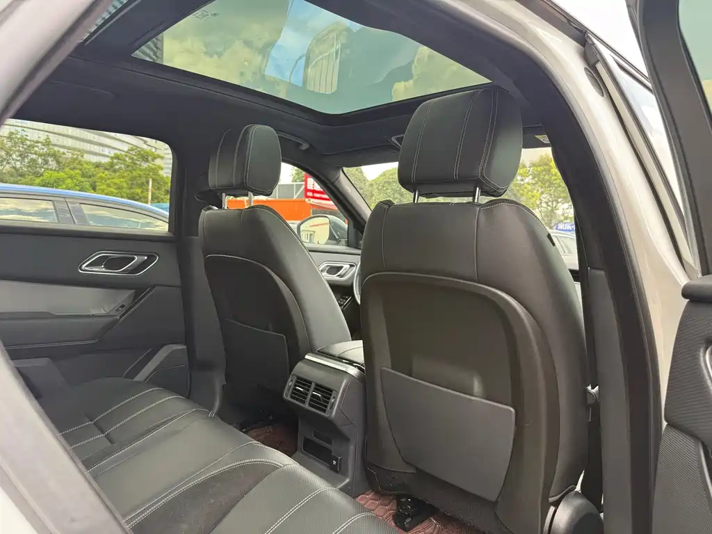 Land Rover Range Rover Velar 2019 — фото 14