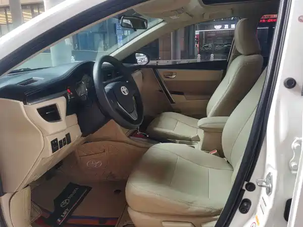 Toyota Corolla 2015