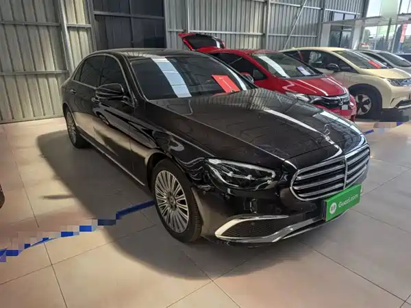 Mercedes-Benz E-Class 2023
