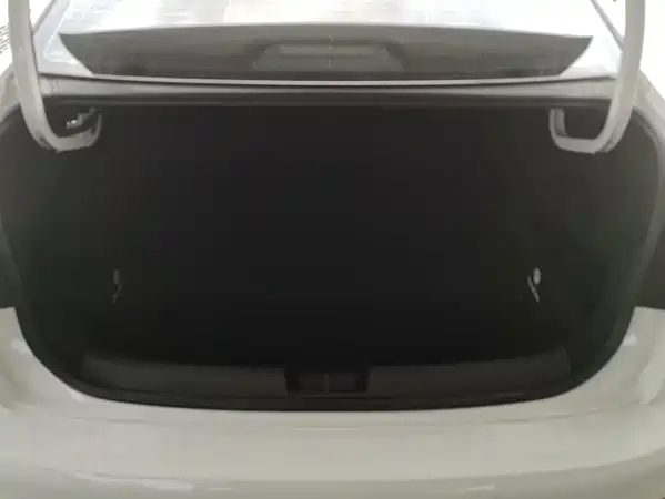 Volkswagen Sagitar 2023