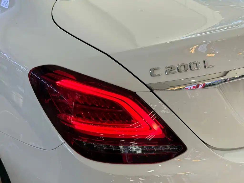 Mercedes-Benz C-Class 2020