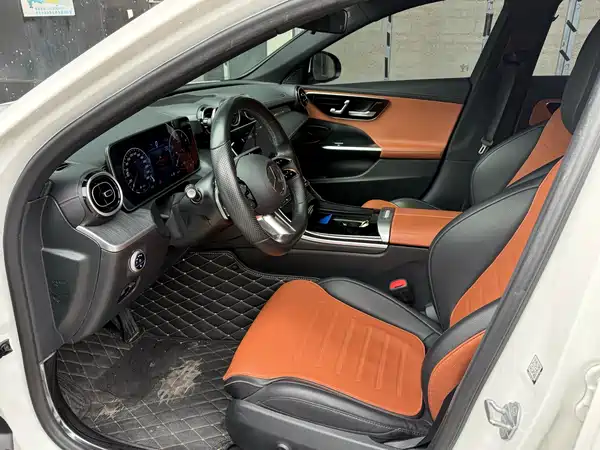 Mercedes-Benz C-Class 2021