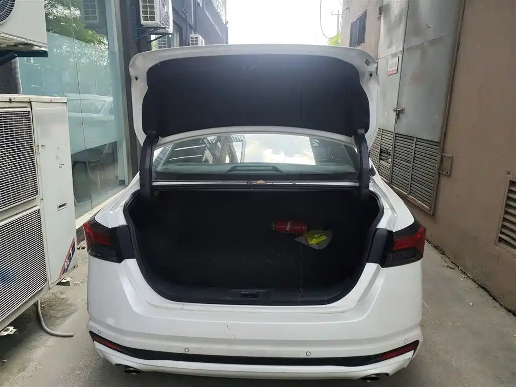 Nissan Teana 2024 — фото 19