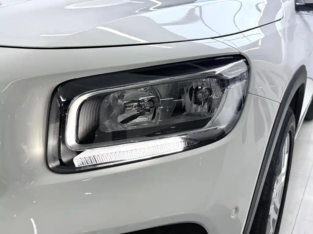 Mercedes-Benz GLB 2021 — фото 8