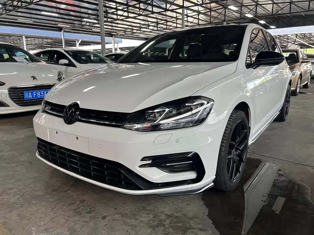 Volkswagen Golf 2020