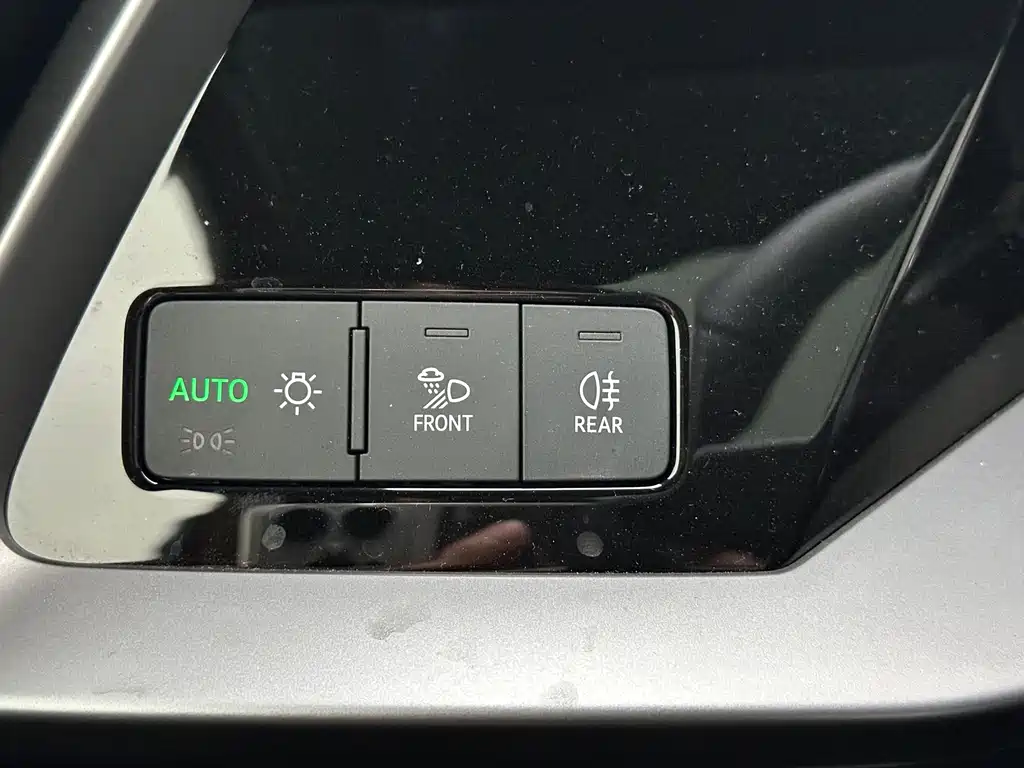 Audi A3 2023 — фото 15