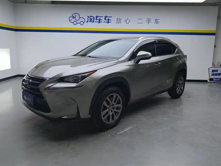 Lexus NX 2015 — фото 1