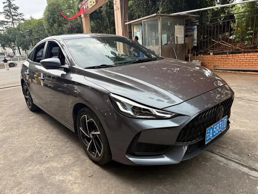 MG MG5 2021