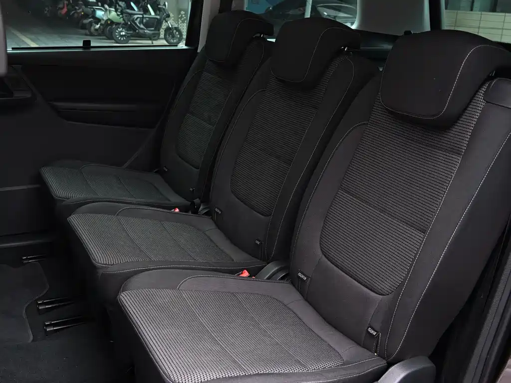Volkswagen Sharan 2018 — фото 22