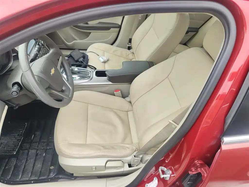 Chevrolet Malibu 2014 — фото 15