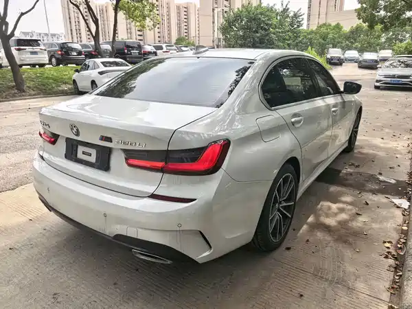 BMW 3 Series 2021