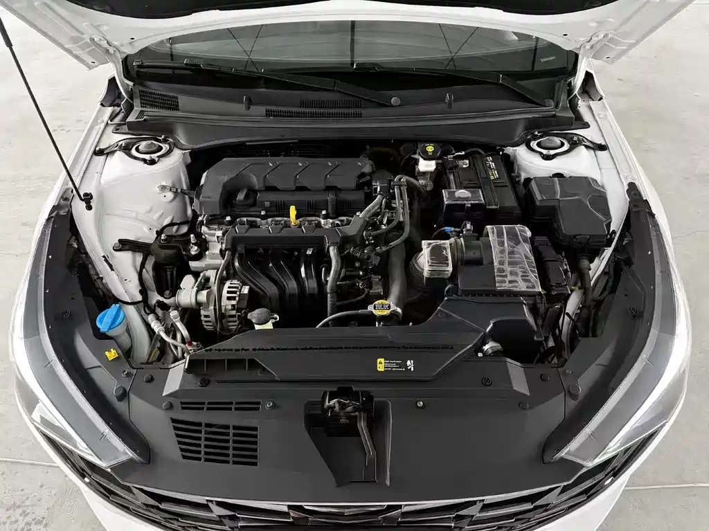 Hyundai Elantra 2022