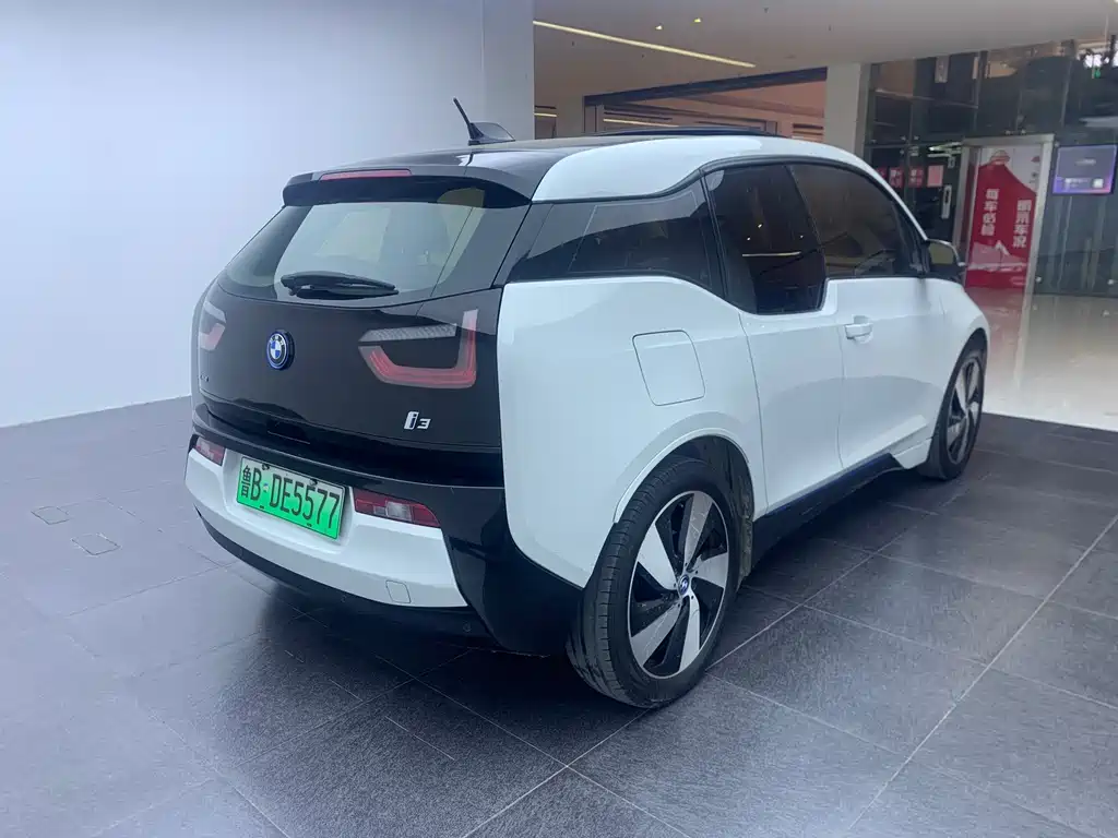 BMW i3 2016 — фото 17