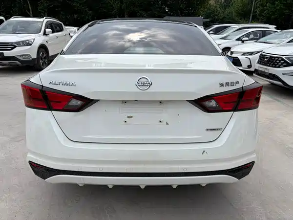 Nissan Teana 2020