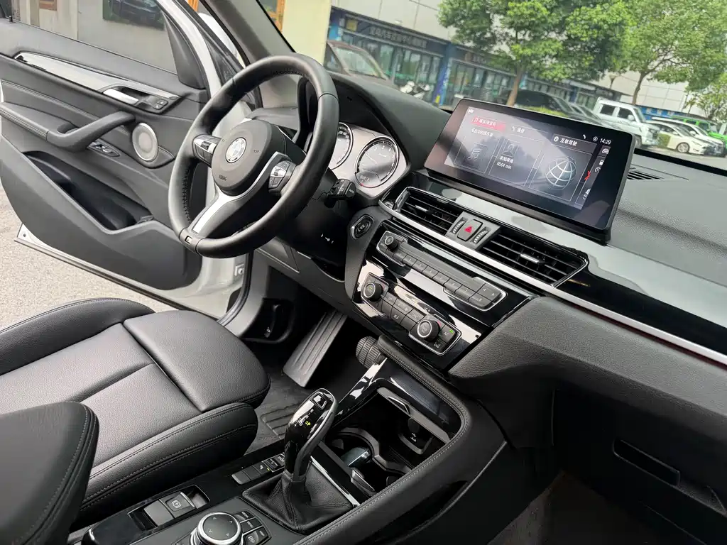 BMW X1 2022 — фото 14