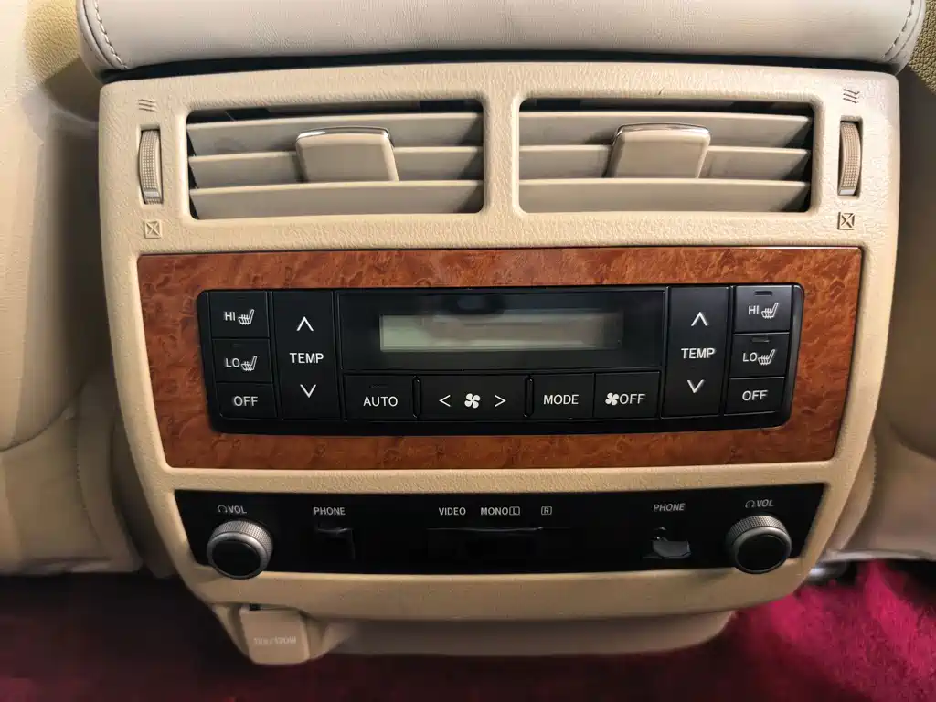 Toyota Land Cruiser 2014 — фото 12