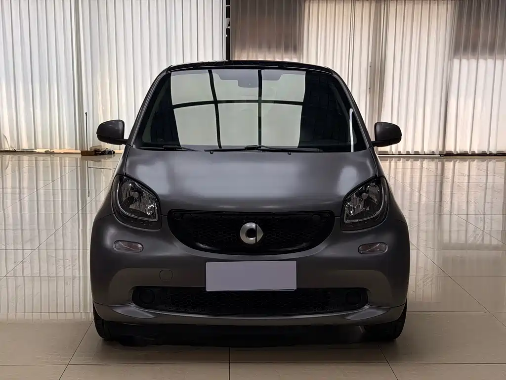 smart fortwo 2018 — фото 2