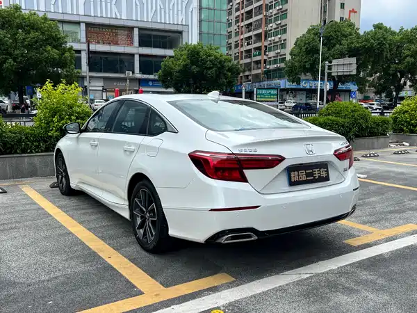 Honda Inspire 2022