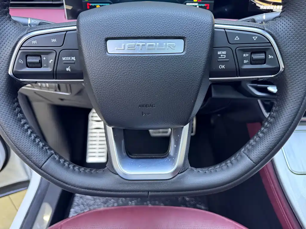 Jetour Jietu X70 PLUS 2023 — фото 10