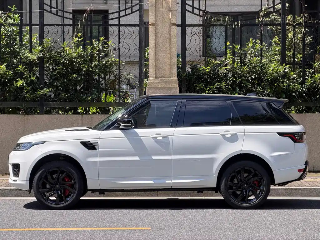 Land Rover Sport 2020