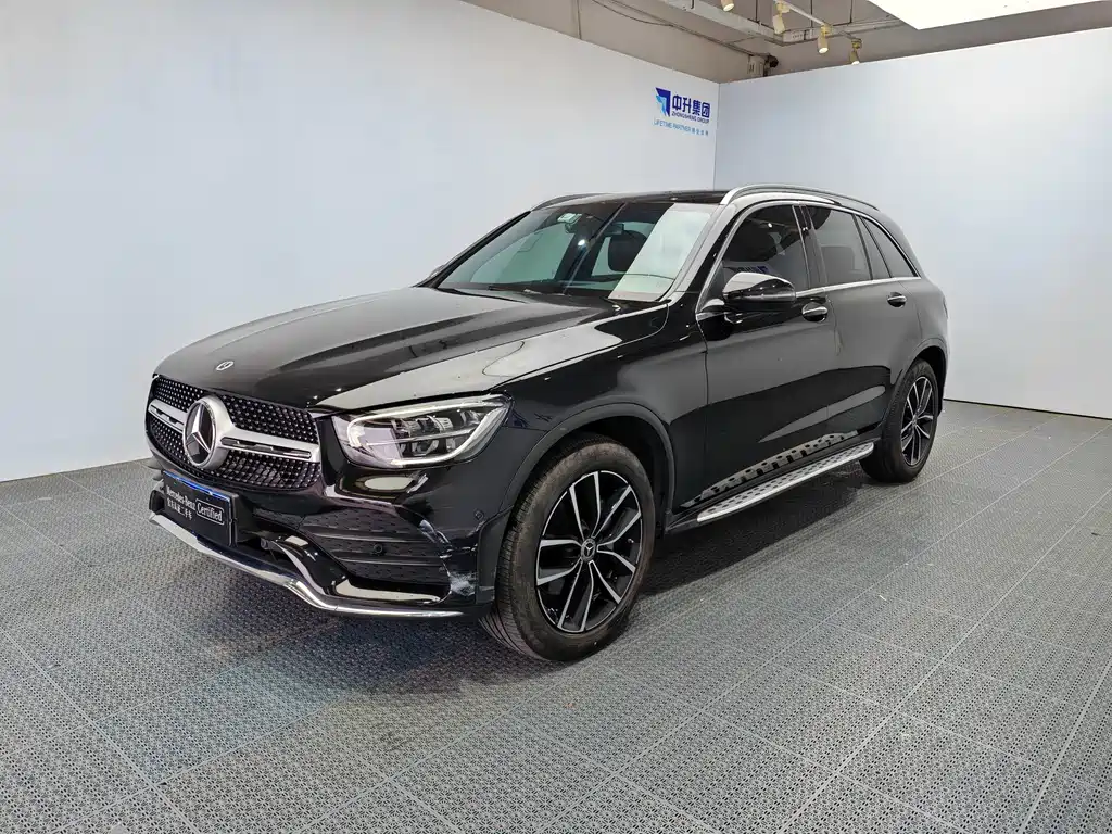 Mercedes-Benz GLC 2021 — фото 1