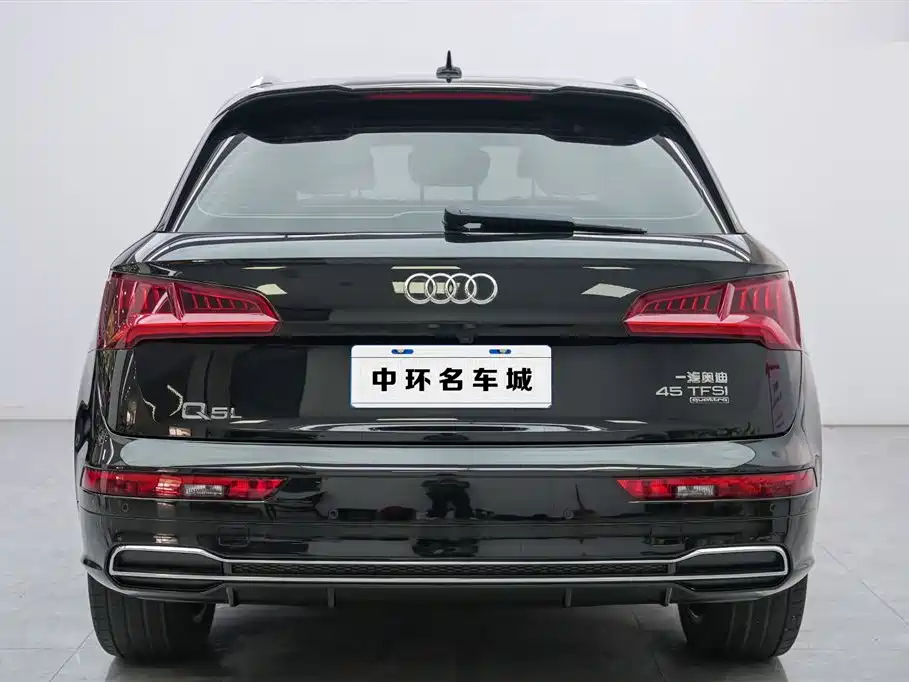 Audi Q5L 2020 — фото 16