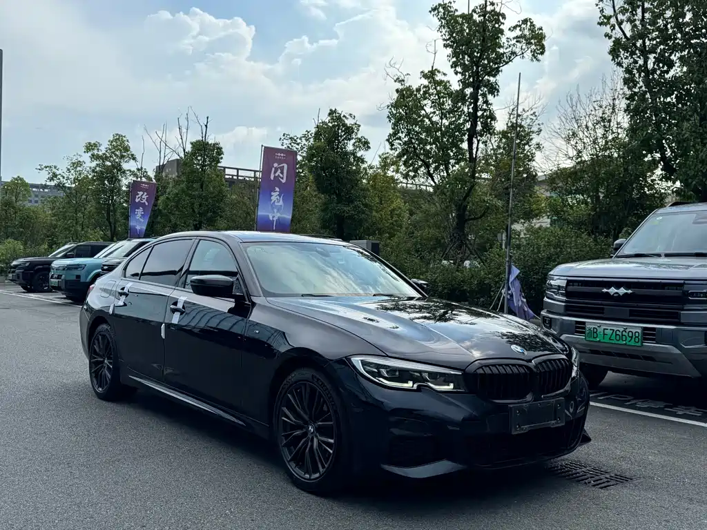 BMW 3 Series 2022