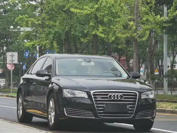 Audi A8 2014