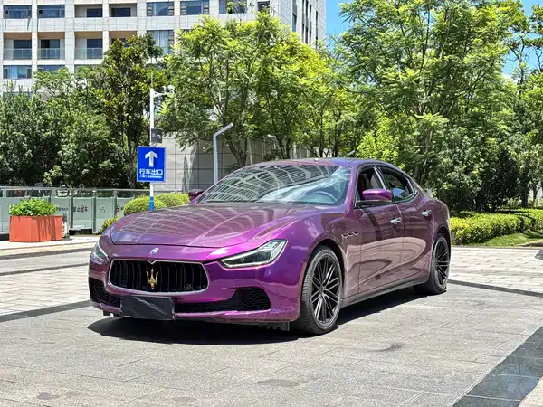 Maserati Ghibli 2015