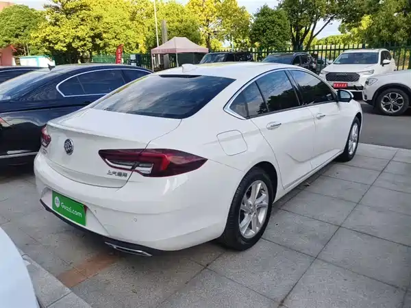 Buick Regal 2020