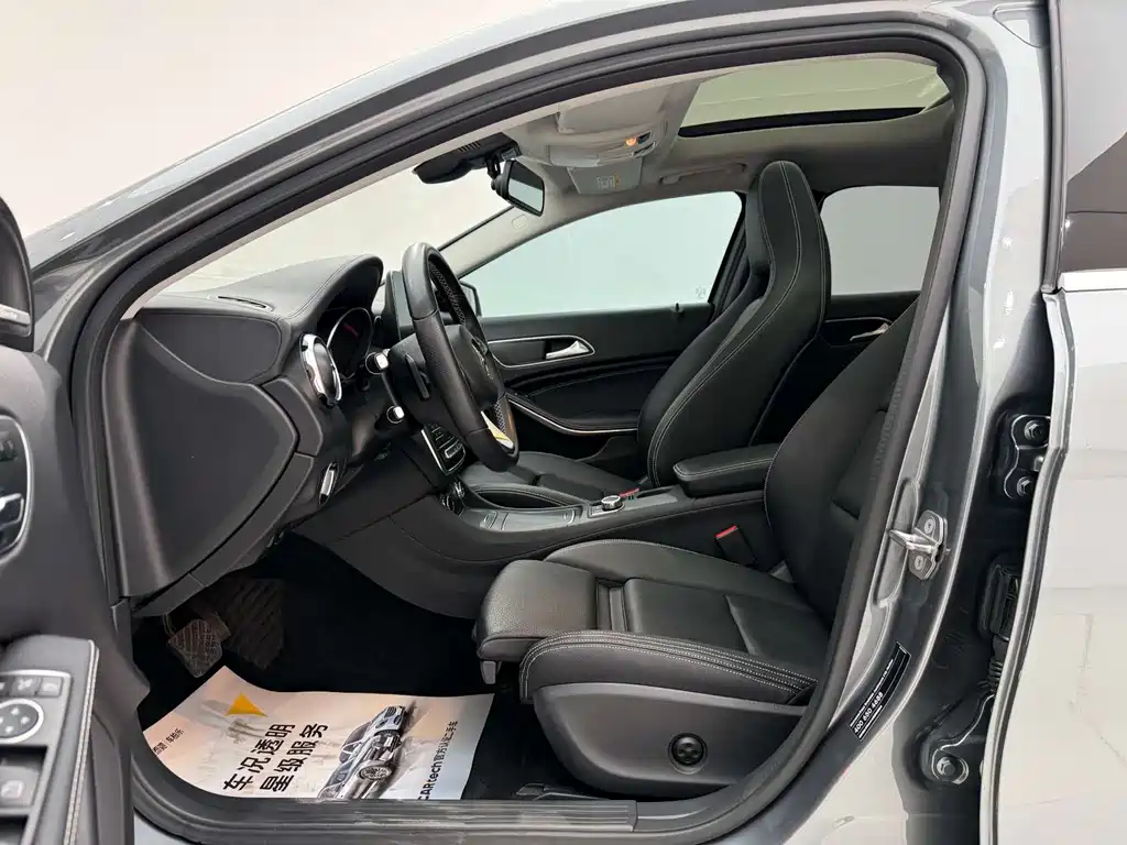 Mercedes-Benz GLA 2018 — фото 12