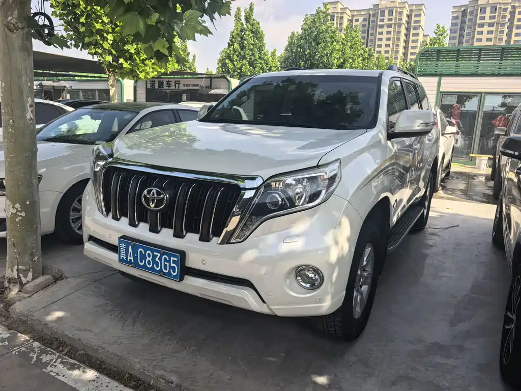 Toyota Prado 2016 — фото 1