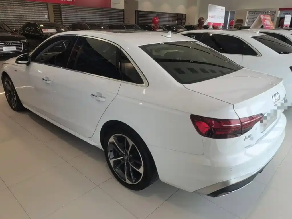 Audi A4L 2024