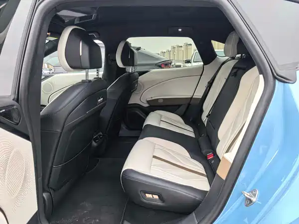 Zeekr 007GT 2025